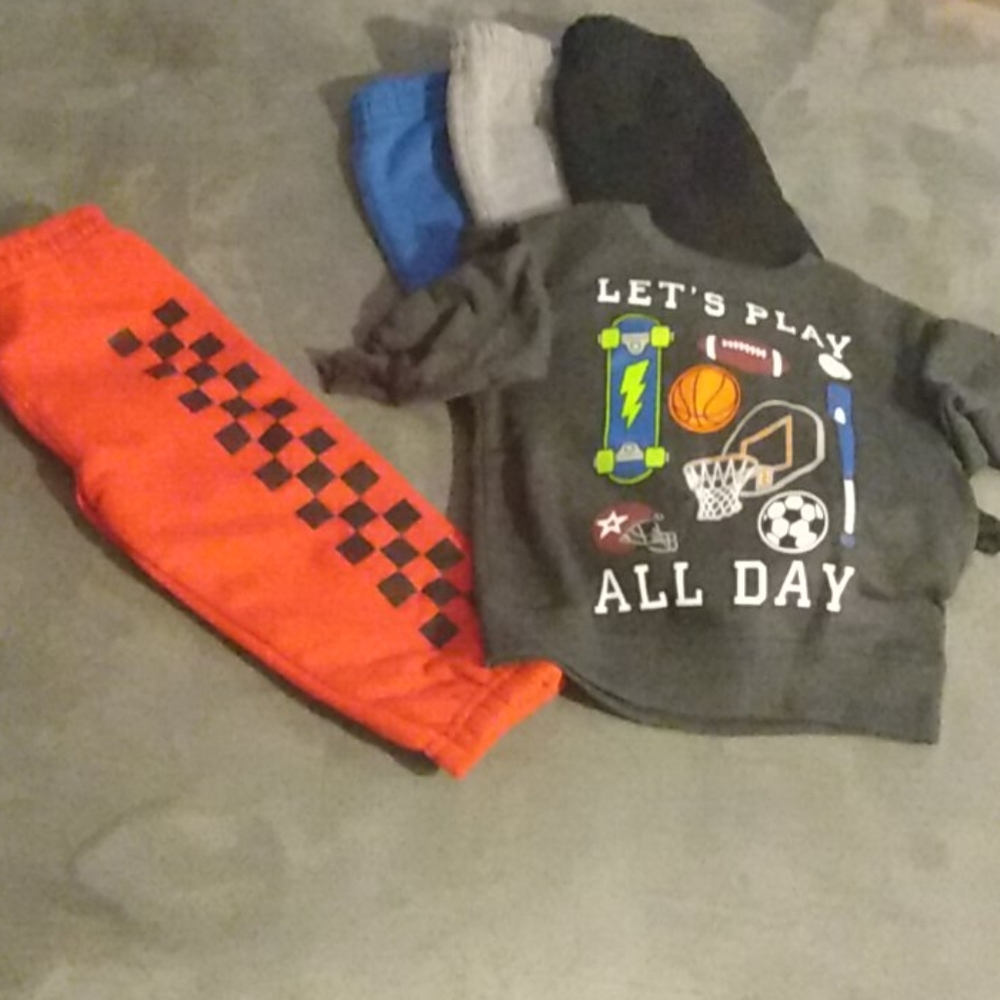 ‼️5 for $25 Garanimals 2T Boys Sweat Bundle